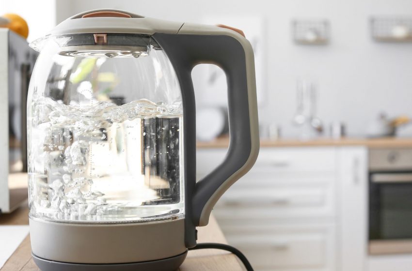  Best Kettle For Hard Water – UK Guide